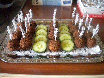 Bittergarnituur Gehaktballetjes